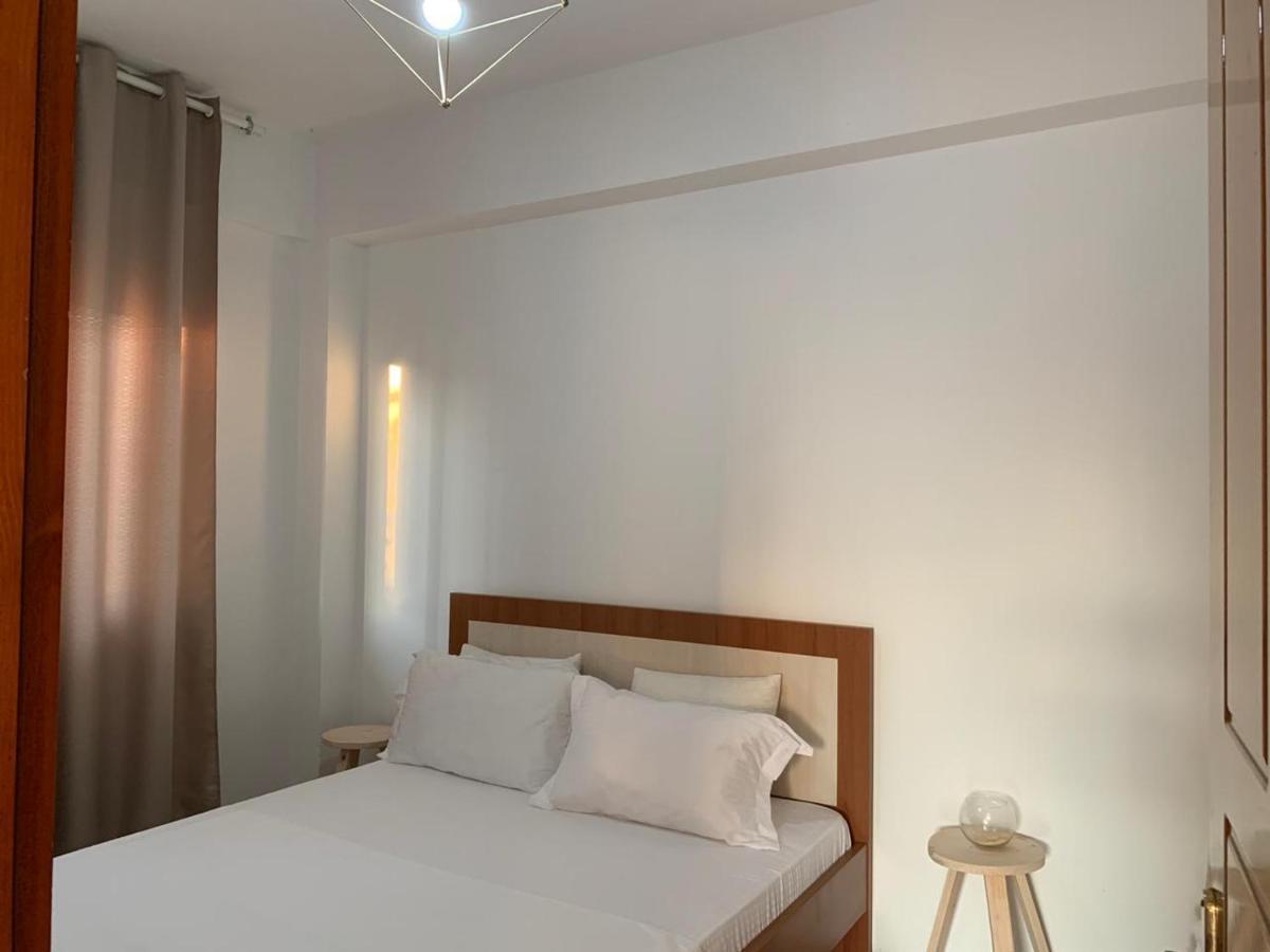 Kenza Apartments Sarandë Rum bild