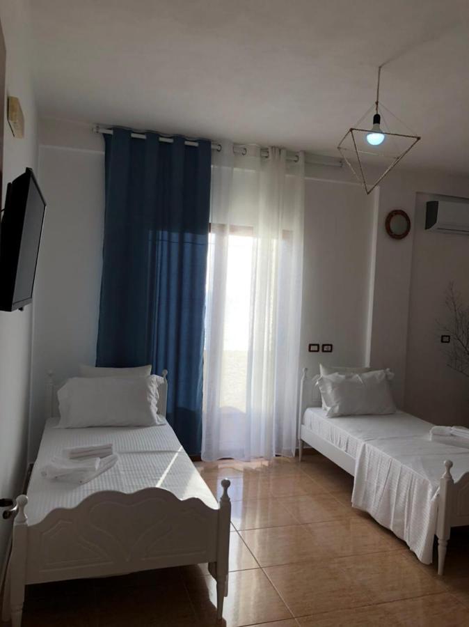 Kenza Apartments Sarandë Rum bild