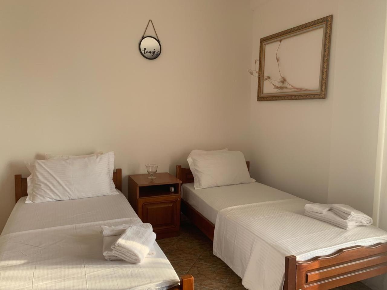 Kenza Apartments Sarandë Rum bild