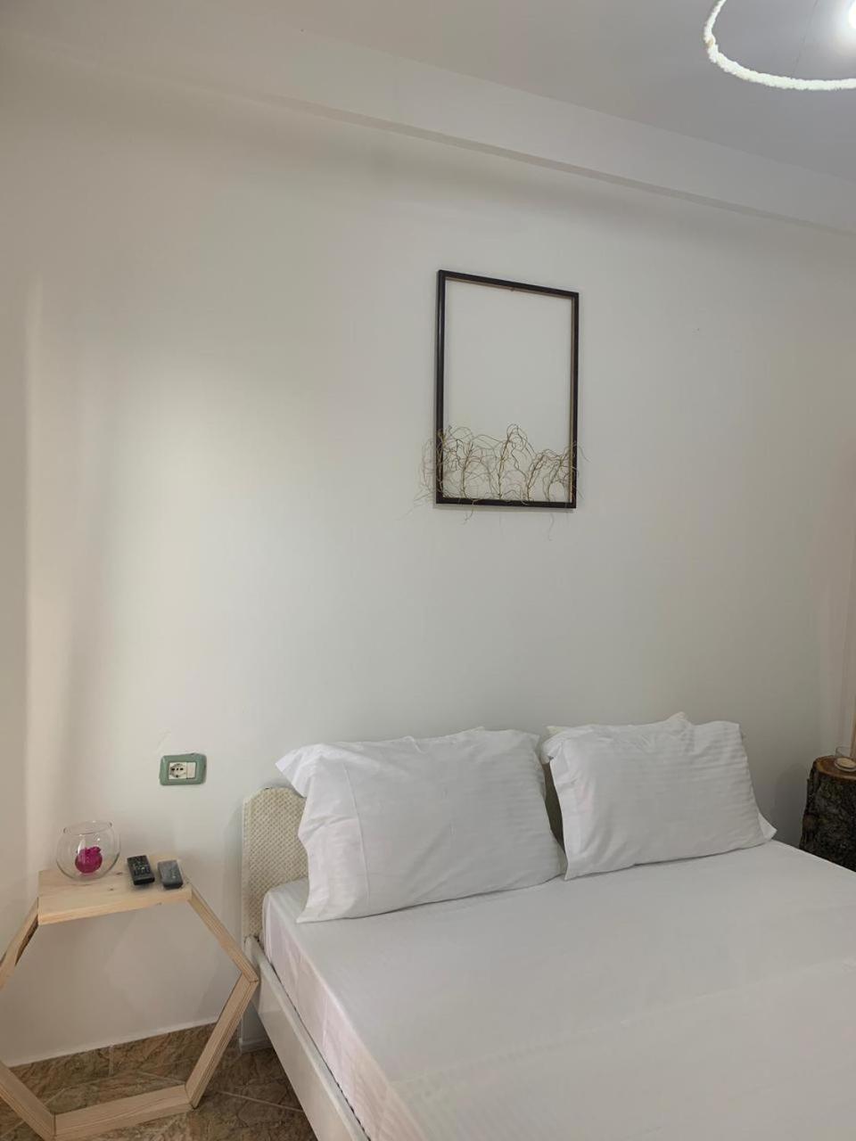 Kenza Apartments Sarandë Rum bild